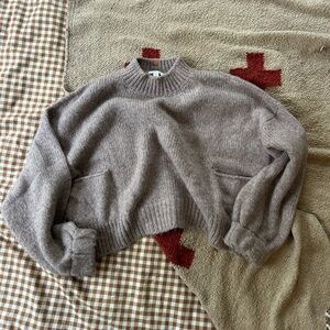 Lunya Cozy Alpaca cropped wool mock neck sweater in cool pink/quartz, size XS/S